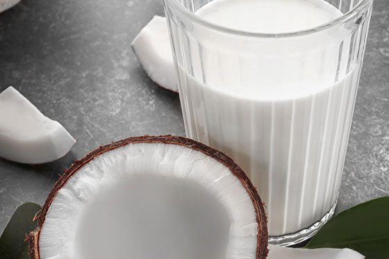 Lait de coco produit La Maison du coco par Pixelshot Nos produits vrac